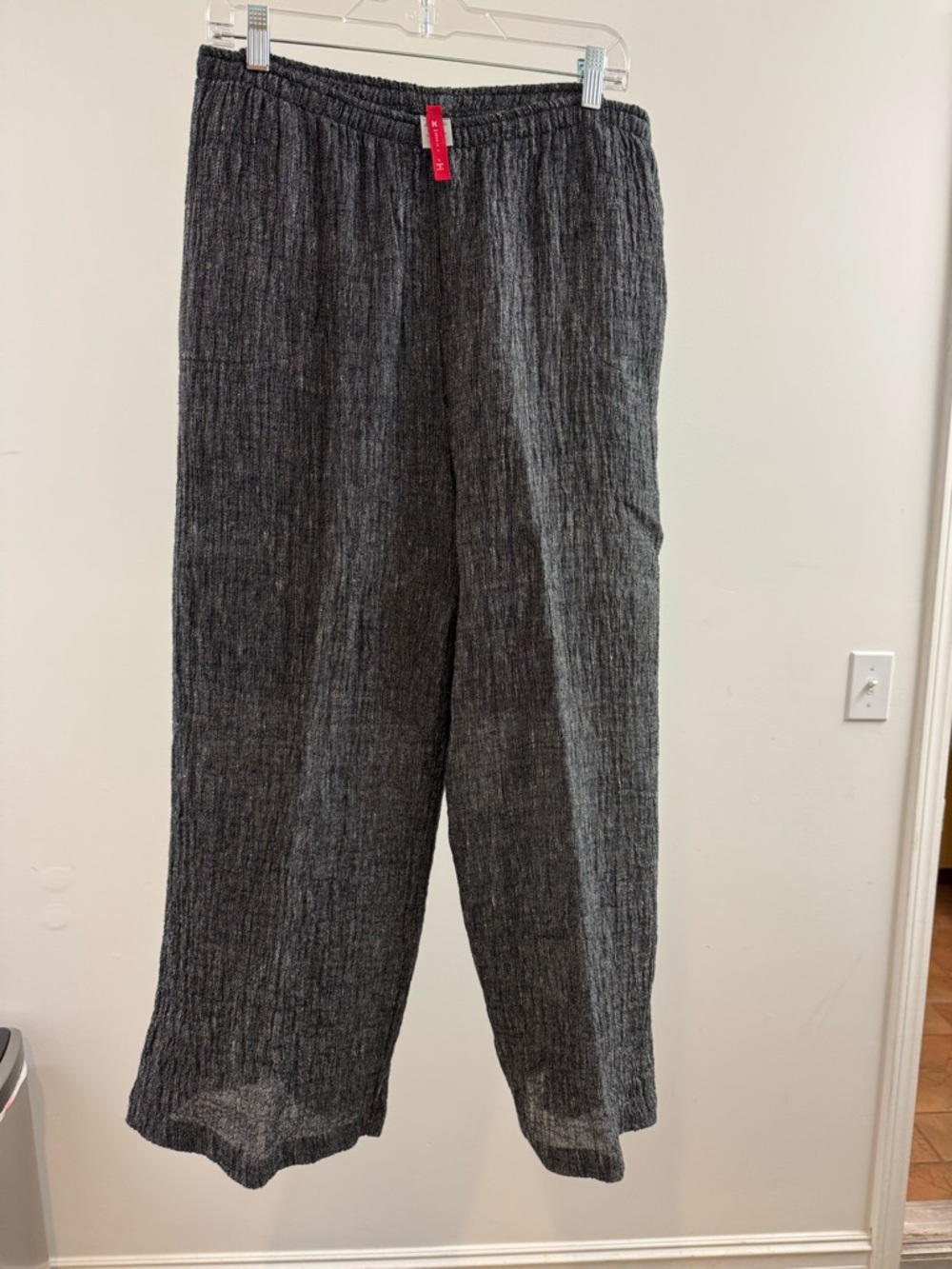 IC By Connie K Wide-Leg Ribbed Knit Trousers in Charcoal Gray